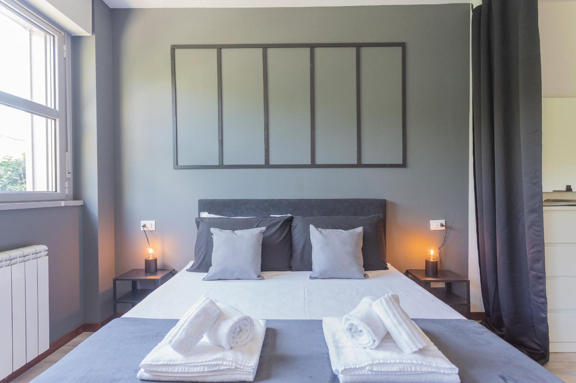 Black Loft Como By Rent All Como Exteriör bild