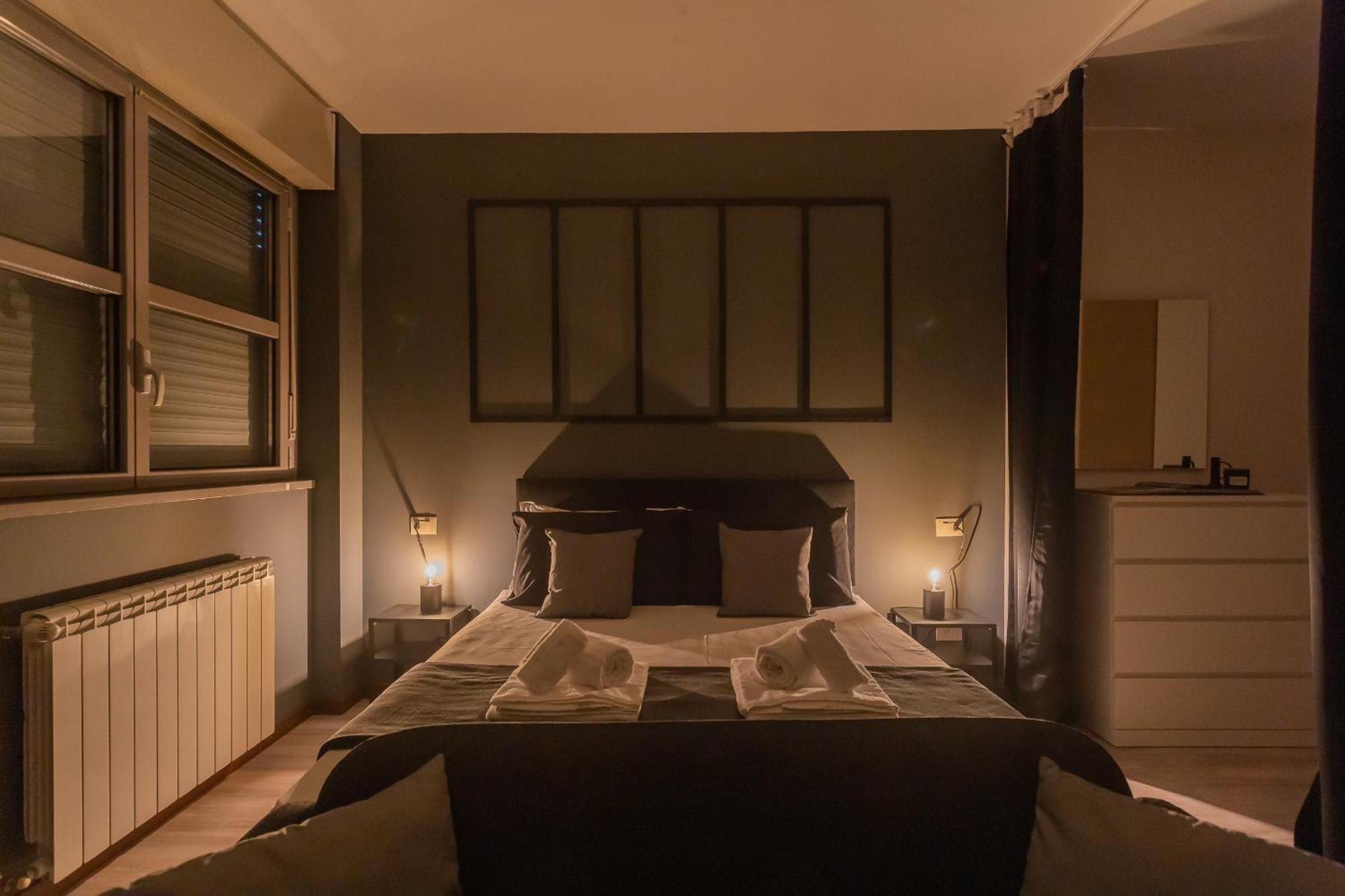 Black Loft Como By Rent All Como Exteriör bild